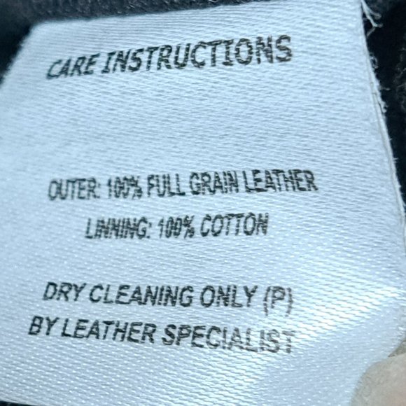 Wanderers Travel Co. THE SALZBURG CROSSBODY Leather Bag in Blush - Picture 10 of 16